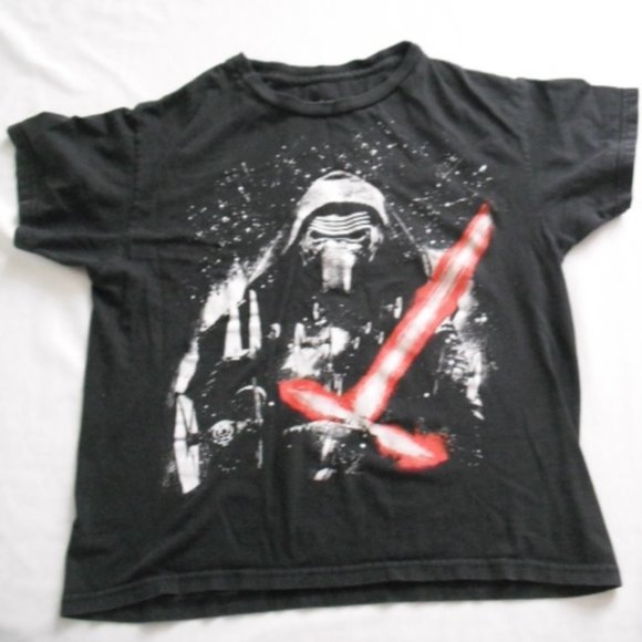 Star Wars Other - Boys Kylo Ren Light Saber T-Shirt Size M